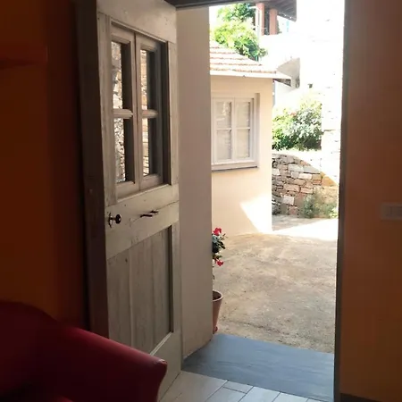 Apartament Ligurian Village, Historic Center, Near The Sea Gorleri
