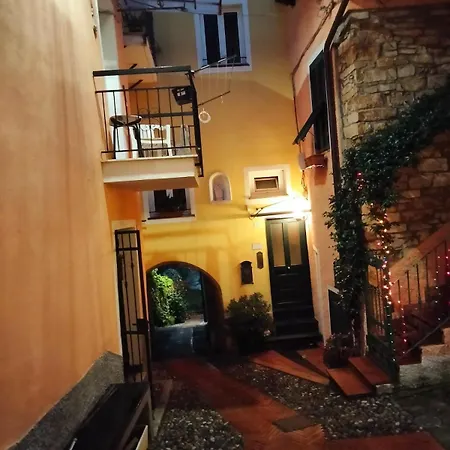 Ligurian Village, Historic Center, Near The Sea * Gorleri